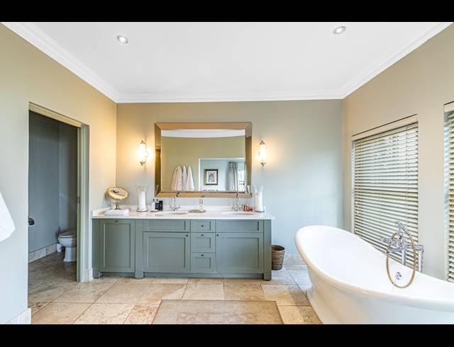 4 BEDROOM HOUSE FOR SALE IN LINKSFIELD RIDGE